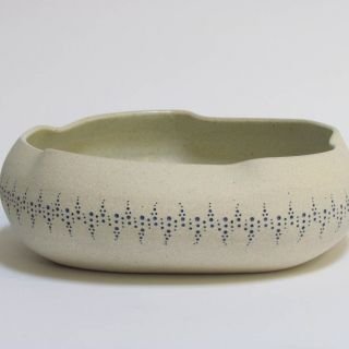 Claire Lippmann - Cerámica de Alta Temperatura, torno, placas, esmalte vidriado.