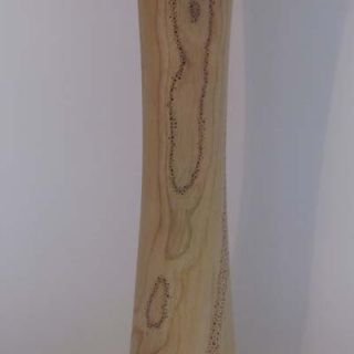 Claire Lippmann - Pino, calado en madera, barniz.