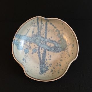 Claire Lippmann - Cerámica de Alta Temperatura, torno, esmalte vidriado.