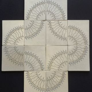 Claire Lippmann - Cerámica de Alta Temperatura, placas, puntos, esmalte vidriado.