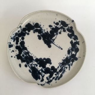 Claire Lippmann - Cerámica de alta temperatura, torno, vidriado.