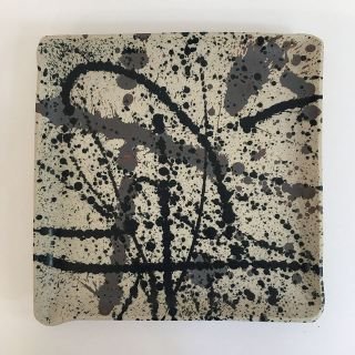 Claire Lippmann - Cerámica de Alta Temperatura, torno, óxidos, esmalte vidriado.